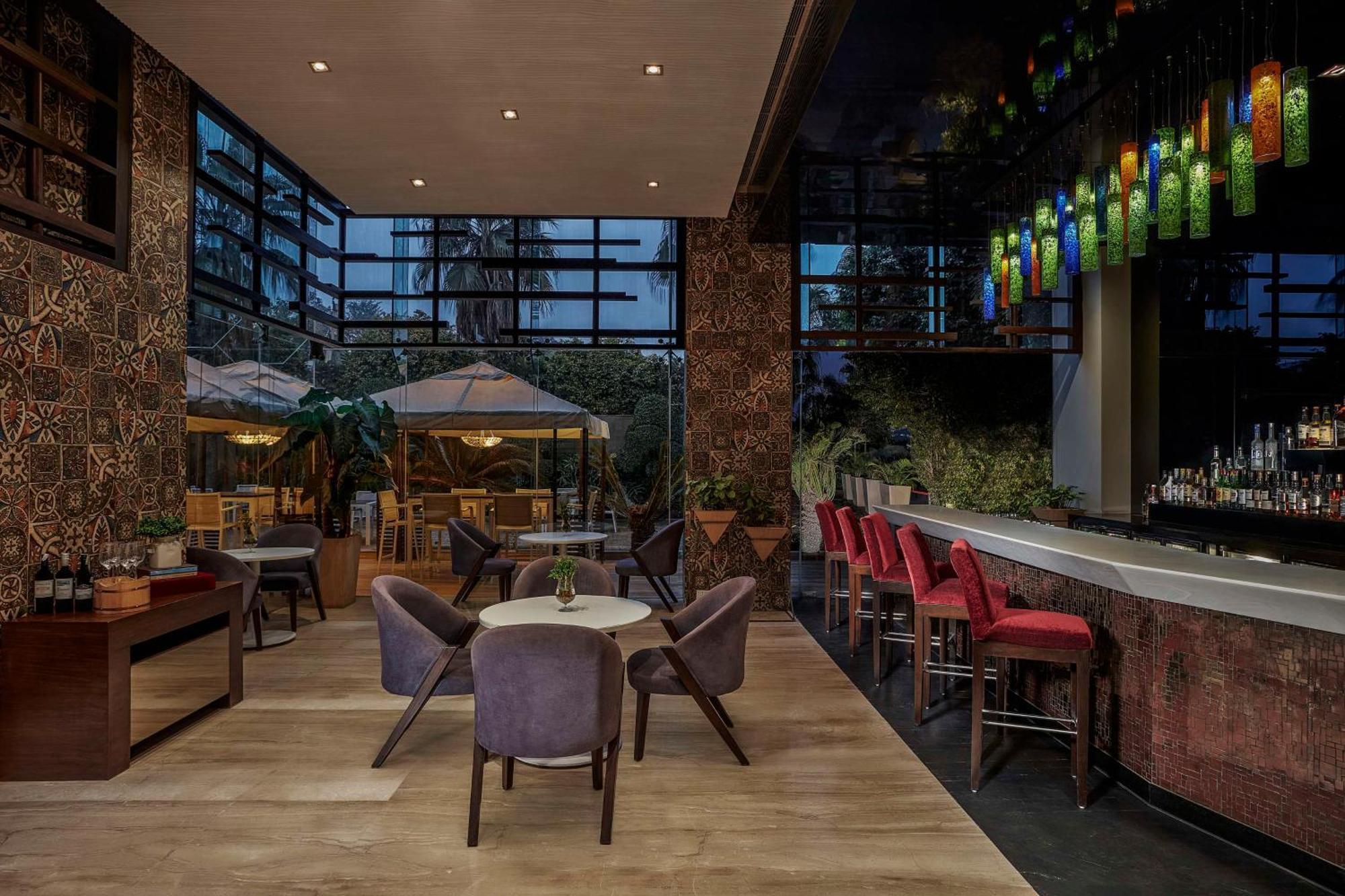 Doubletree By Hilton Gurugram Baani Square Ξενοδοχείο Γκουργκάον Εξωτερικό φωτογραφία